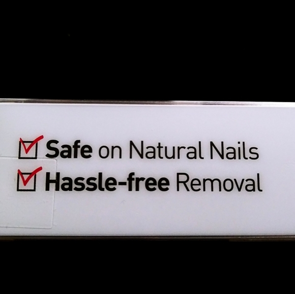 KISS imPRESS.. Press On Nails.. 1-Step-Manicure! - Picture 5 of 5